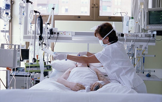 Como e quando nutrir os diferentes pacientes críticos: um guia prático com abordagem multidisciplinar na UTI